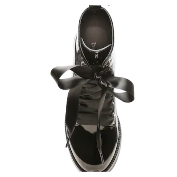 DIRTY LAUNDRY Boots NEW Black COMBAT BOOT Ribbon Lace-up Size 5 - Picture 6 of 13